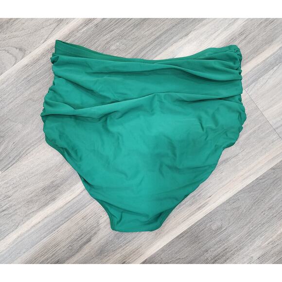 Ruched, high waisted, full coverage bikini bottom size L - Picture 2 of 2